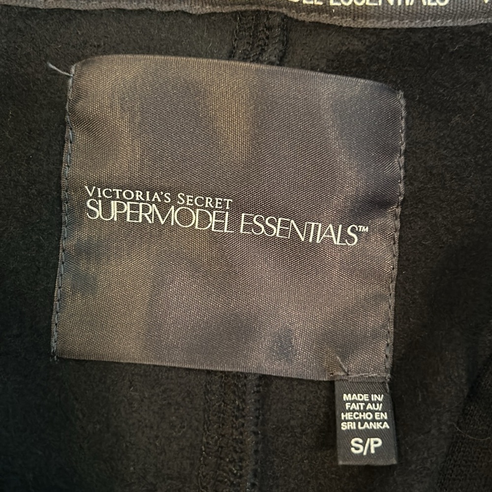 VICTORIA’S SECRET Hoodie - Picture 11 of 13